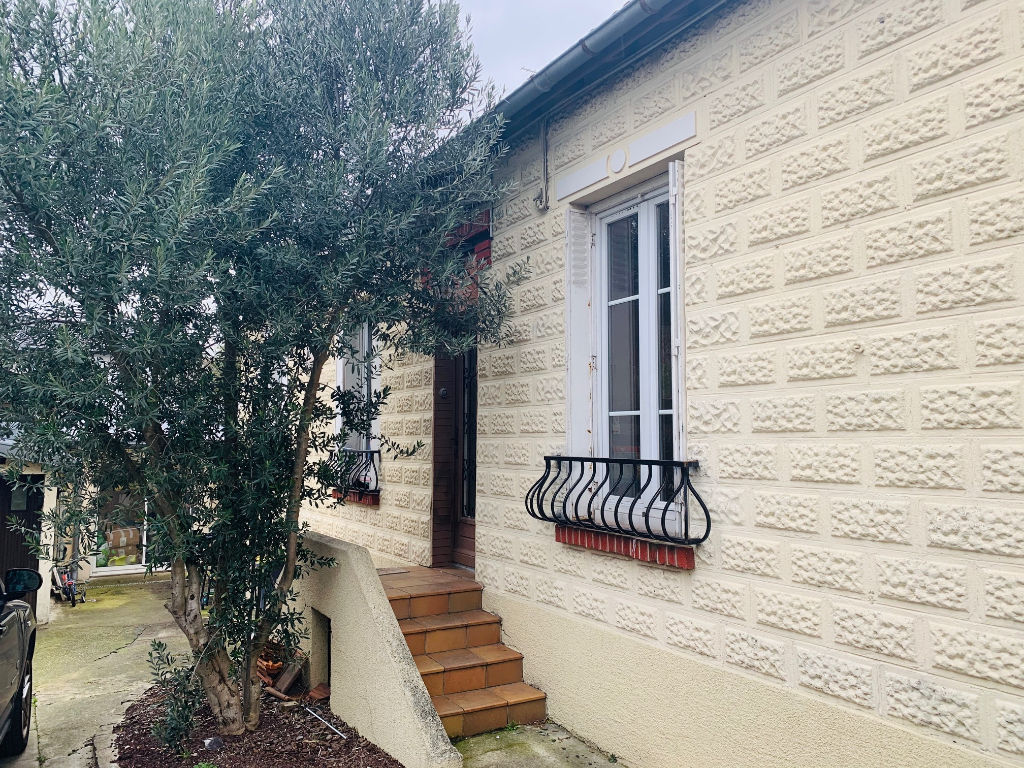 LIVRY GARGAN : maison T4 en vente