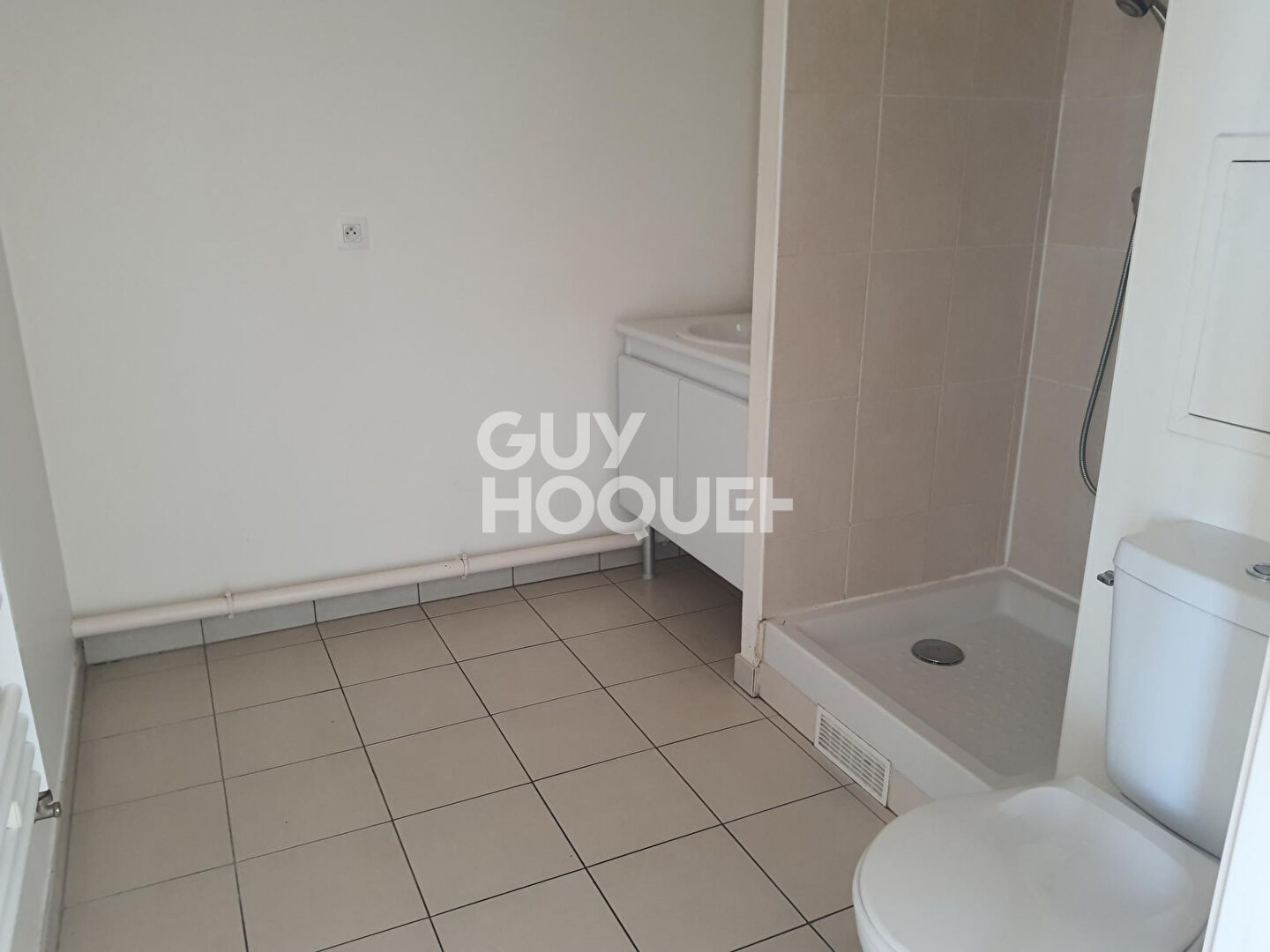 LOCATION d'un appartement T1 (26 m²) à DRANCY