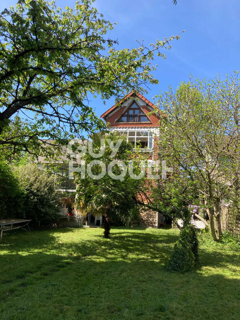 Maison d'exception à vendre à Livry-Gargan - Référence 1901