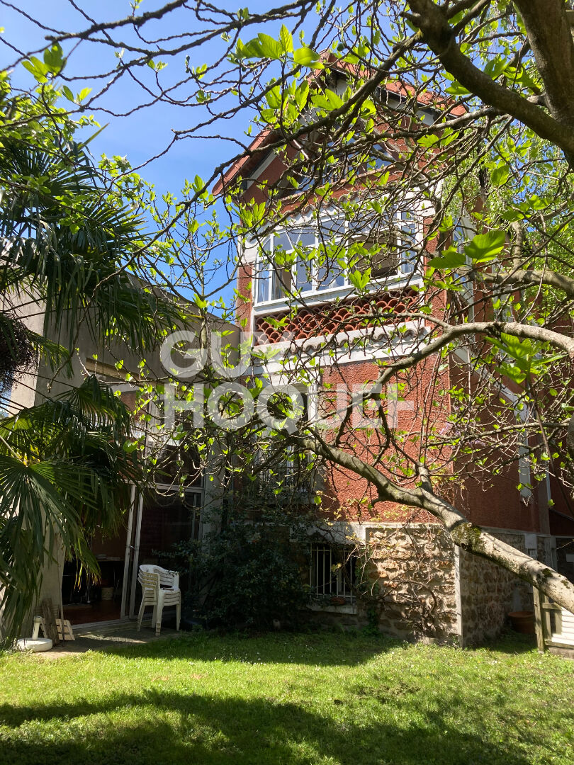 Maison d'exception à vendre à Livry-Gargan - Référence 1901