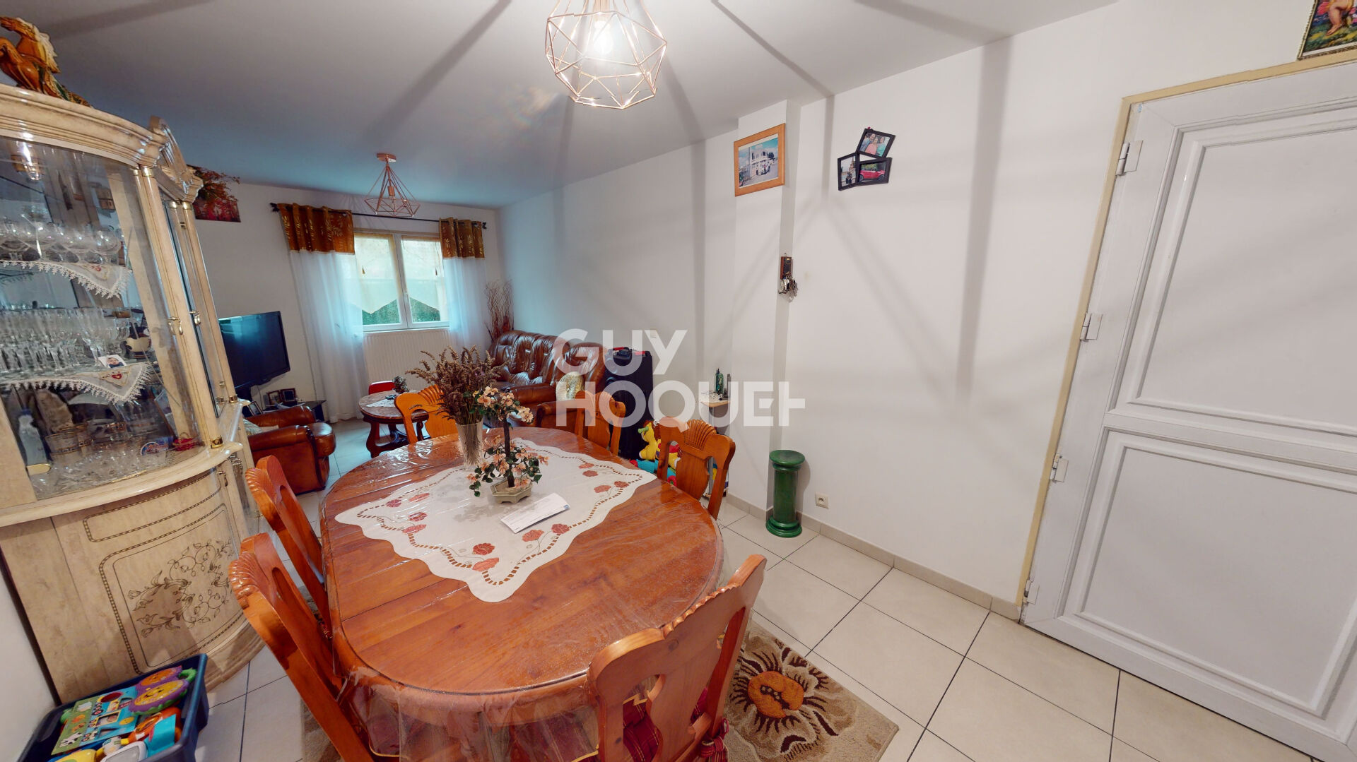 Belle maison à CLICHY-SOUS-BOIS