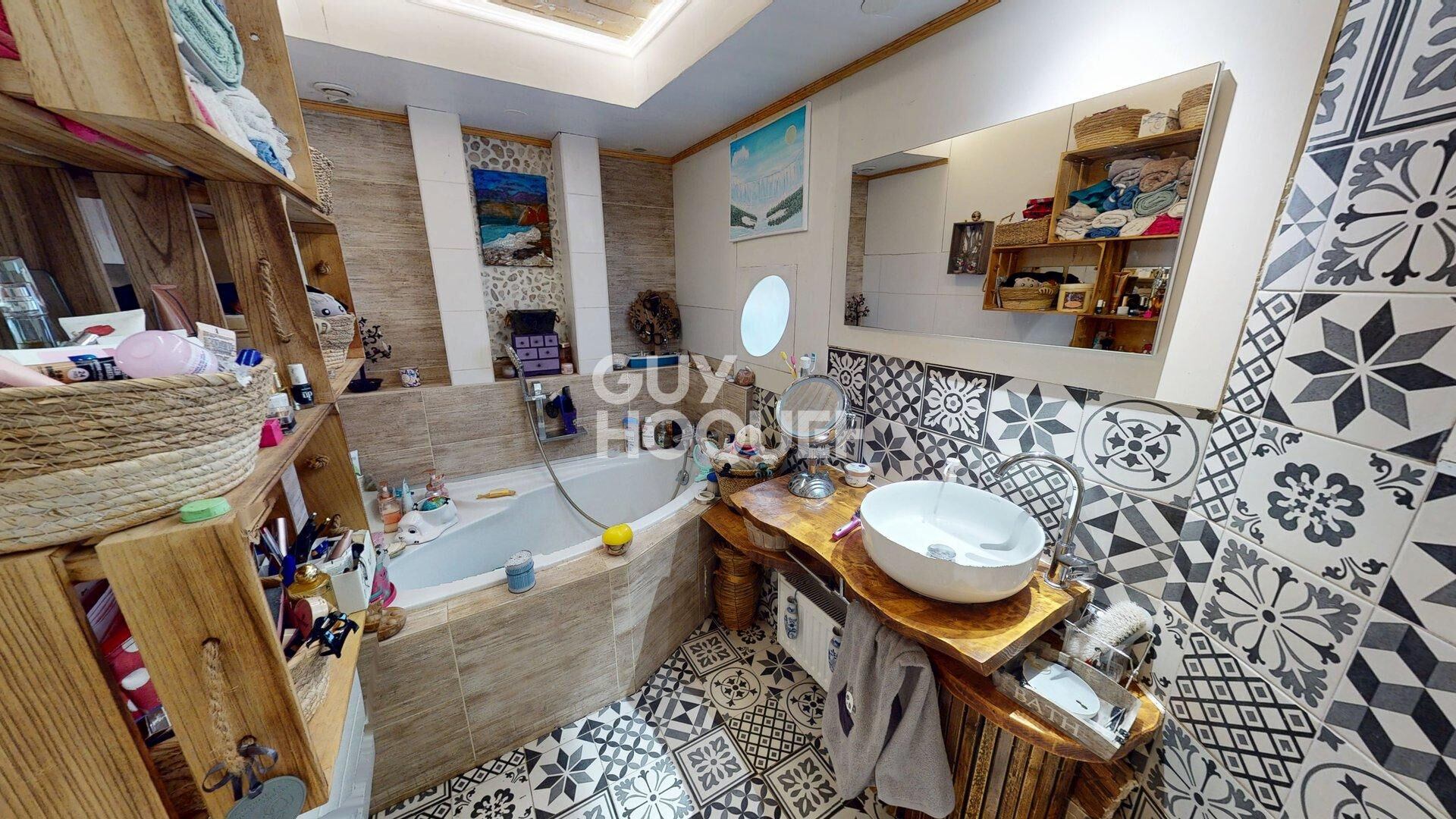 Maison à vendre à Bondy - Un bien rare sur le marché !