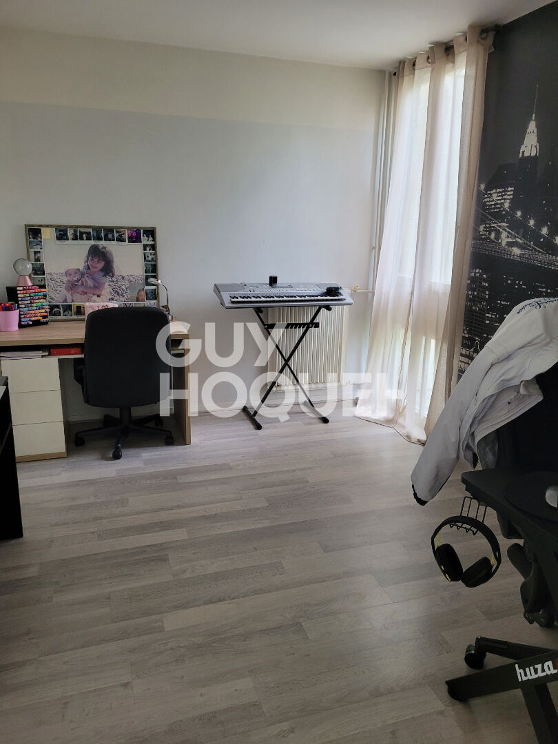 VENTE d'un appartement F4 (78 m²) à LIVRY GARGAN