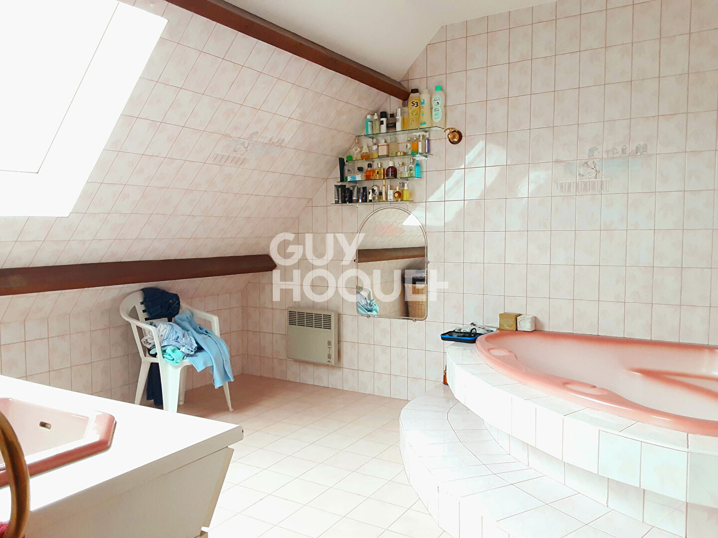 VENTE d'une maison de 6 pièces (123 m²) à LIVRY GARGAN