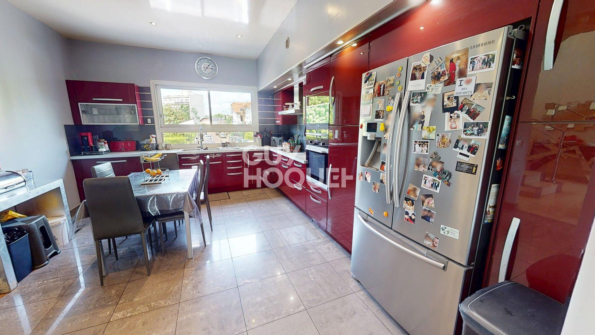 Maison d'Architecte à Vendre - 7 Pièces - Les Pavillons Sous Bois