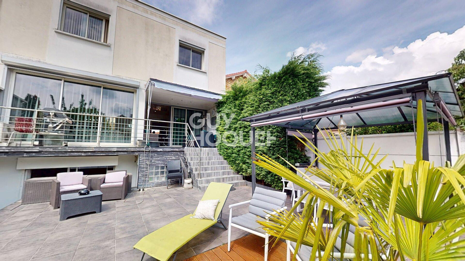 Maison d'Architecte à Vendre - 7 Pièces - Les Pavillons Sous Bois