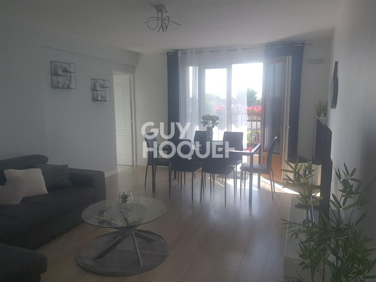 À VENDRE ? Superbe 4 pièces avec terrasse, lumineux et au calme