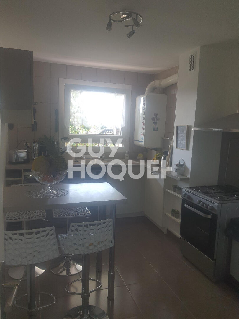 À VENDRE ? Superbe 4 pièces avec terrasse, lumineux et au calme