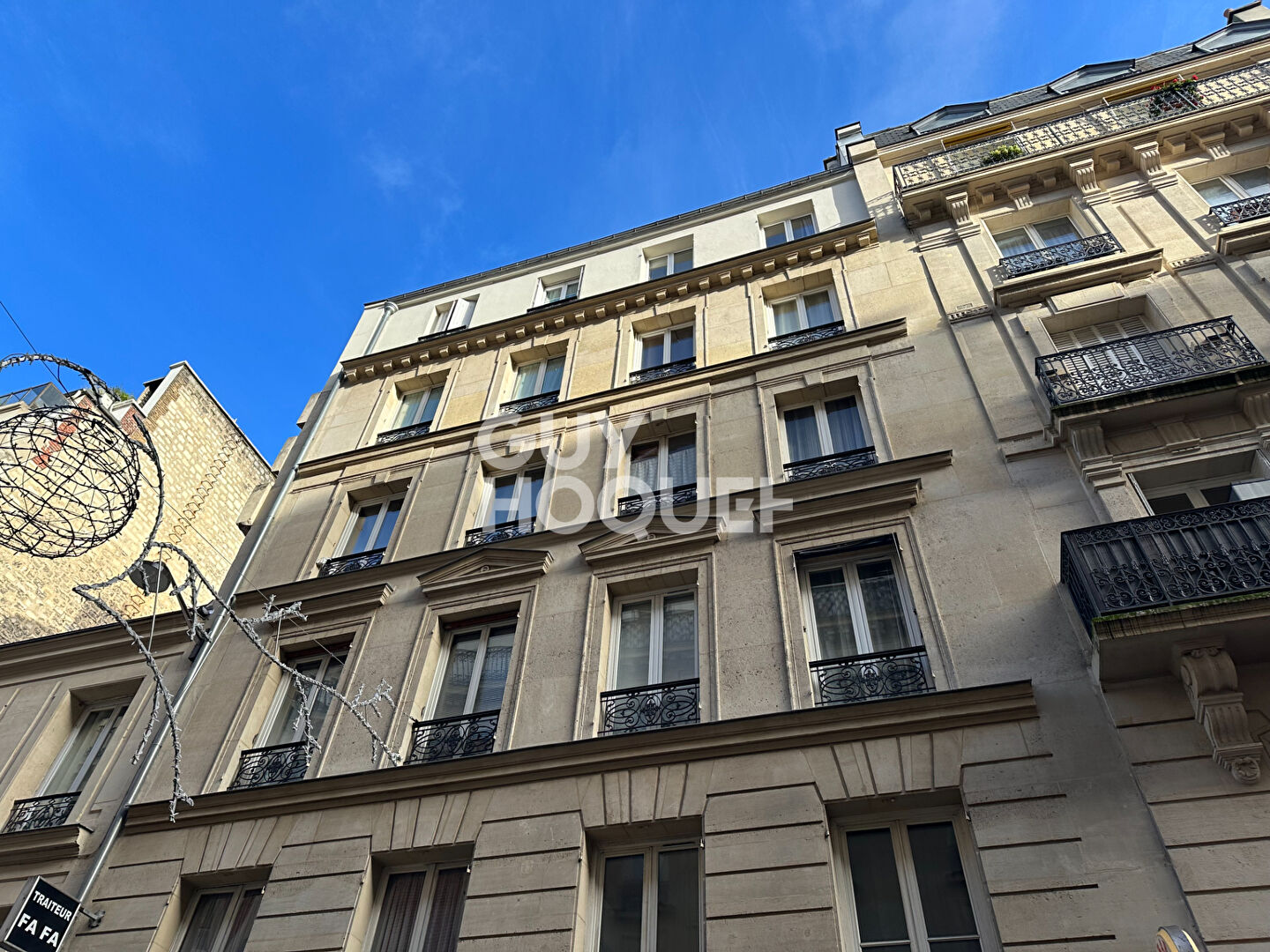 PARIS 16 ème : studio de 14 m² en vente