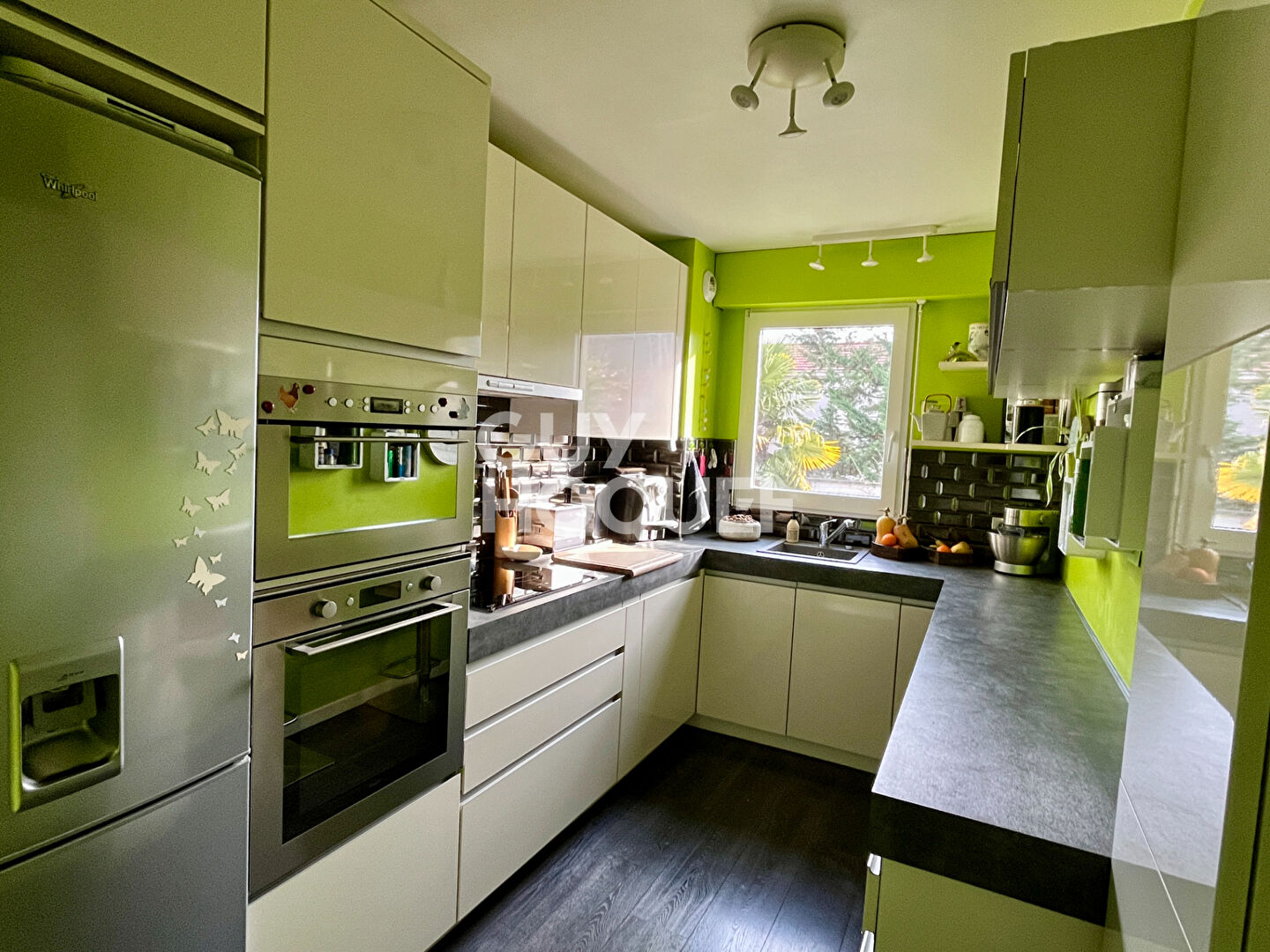 Appartement d'exception à vendre à La Garenne Colombes - 3 pièces avec terrasse et box