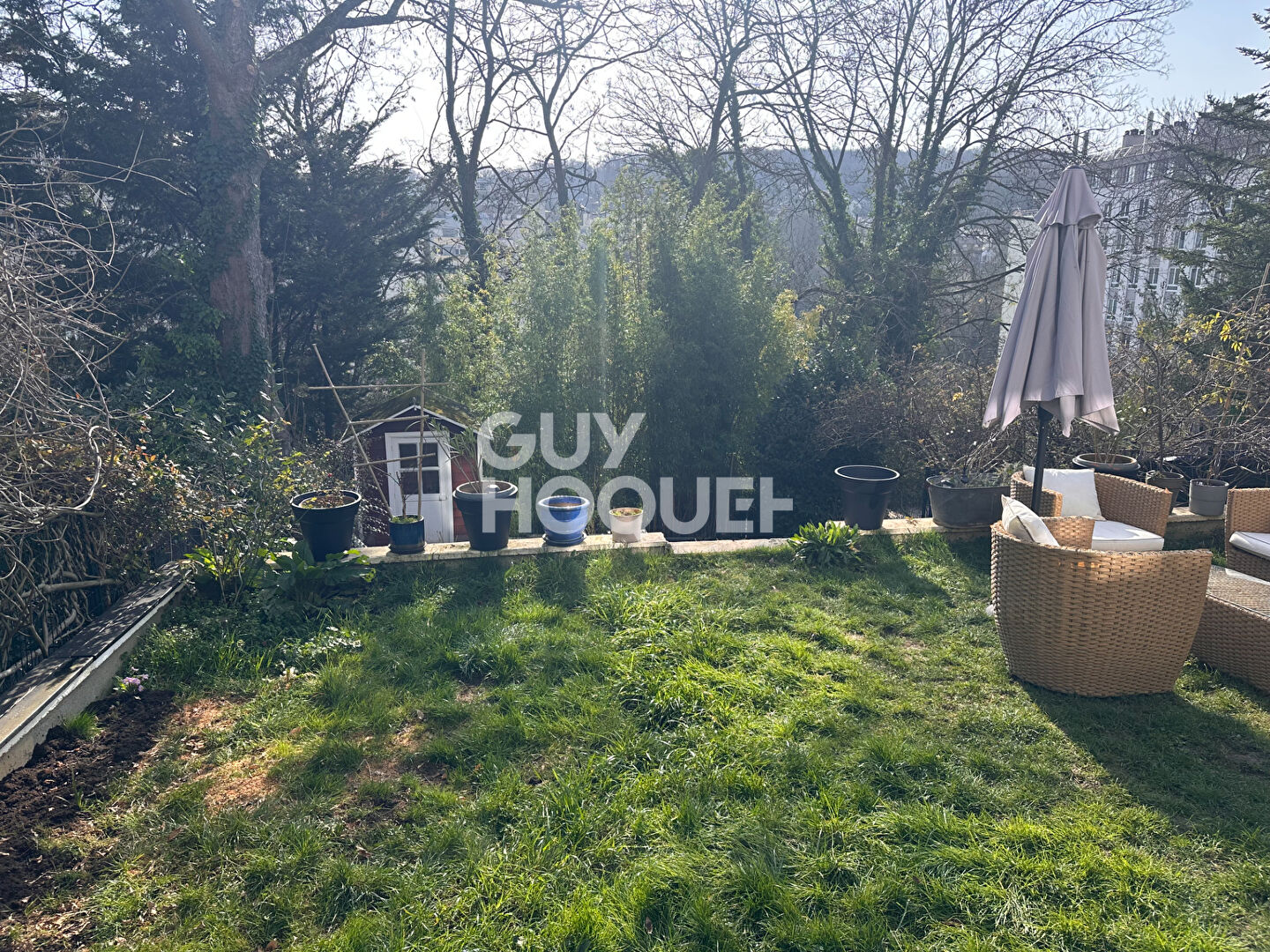 Exclusivité à Sèvres : Charmante maison 4 pièces avec garage et sous-sol