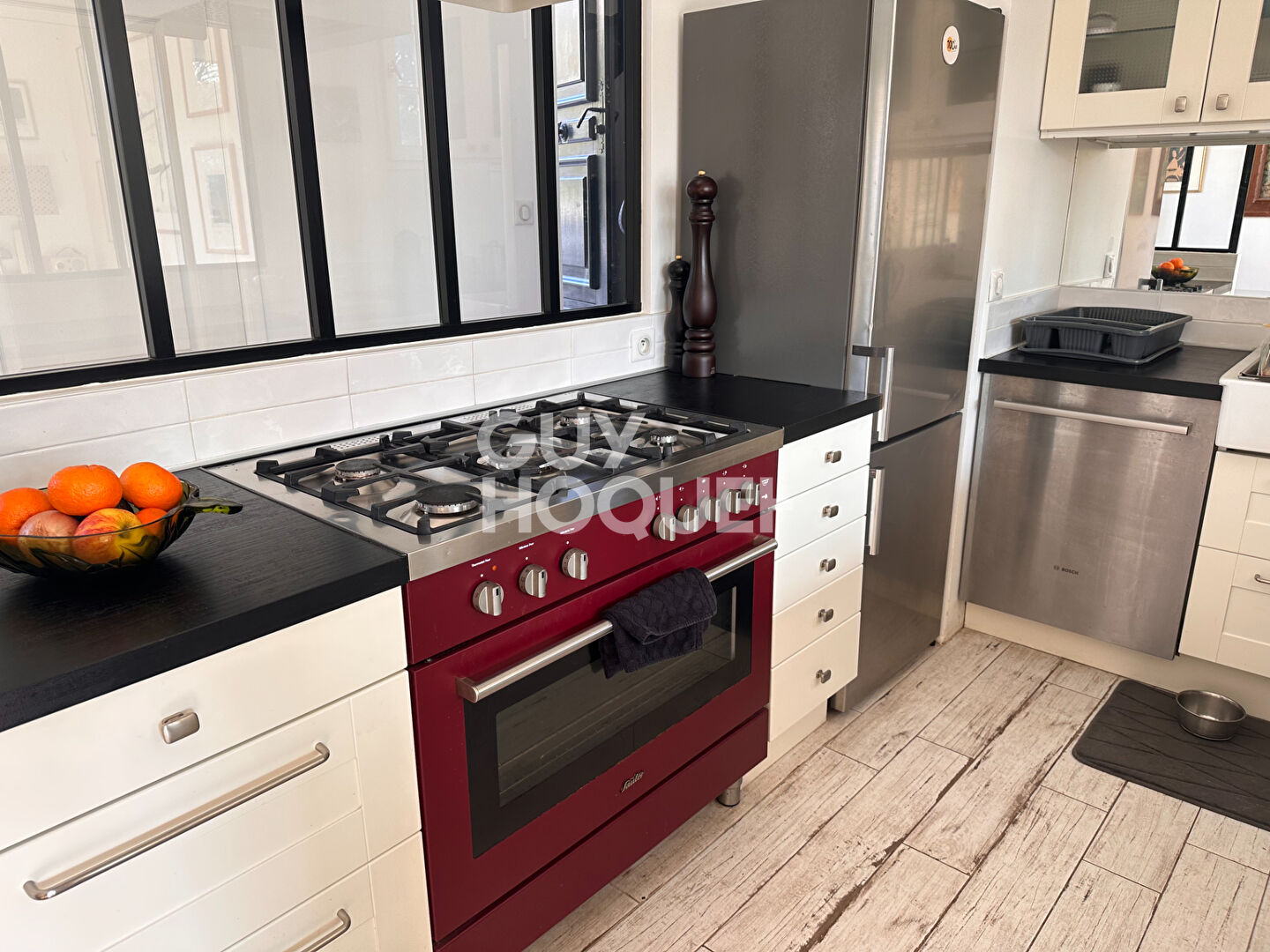 Exclusivité à Sèvres : Charmante maison 4 pièces avec garage et sous-sol