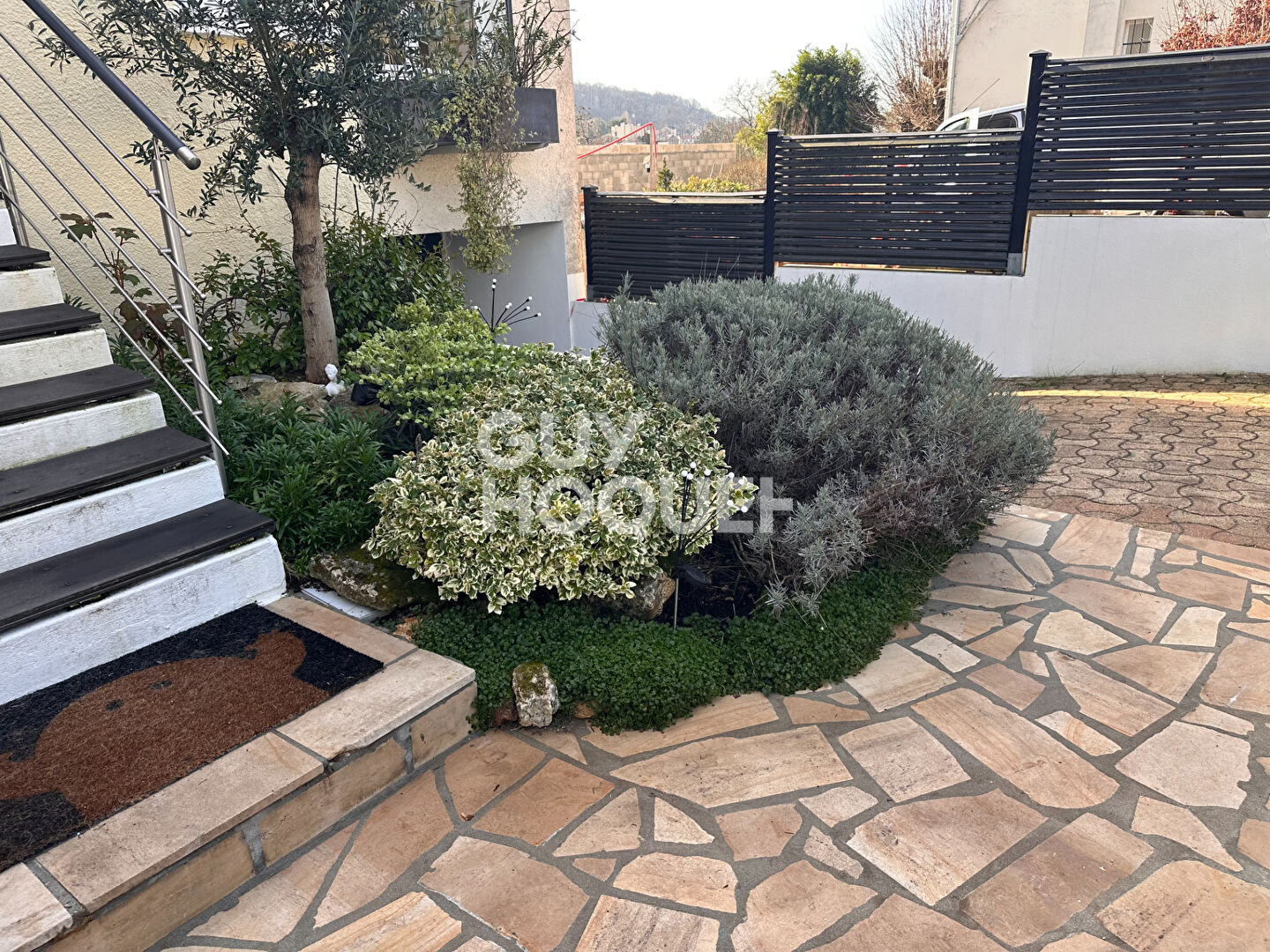 Exclusivité à Sèvres : Charmante maison 4 pièces avec garage et sous-sol