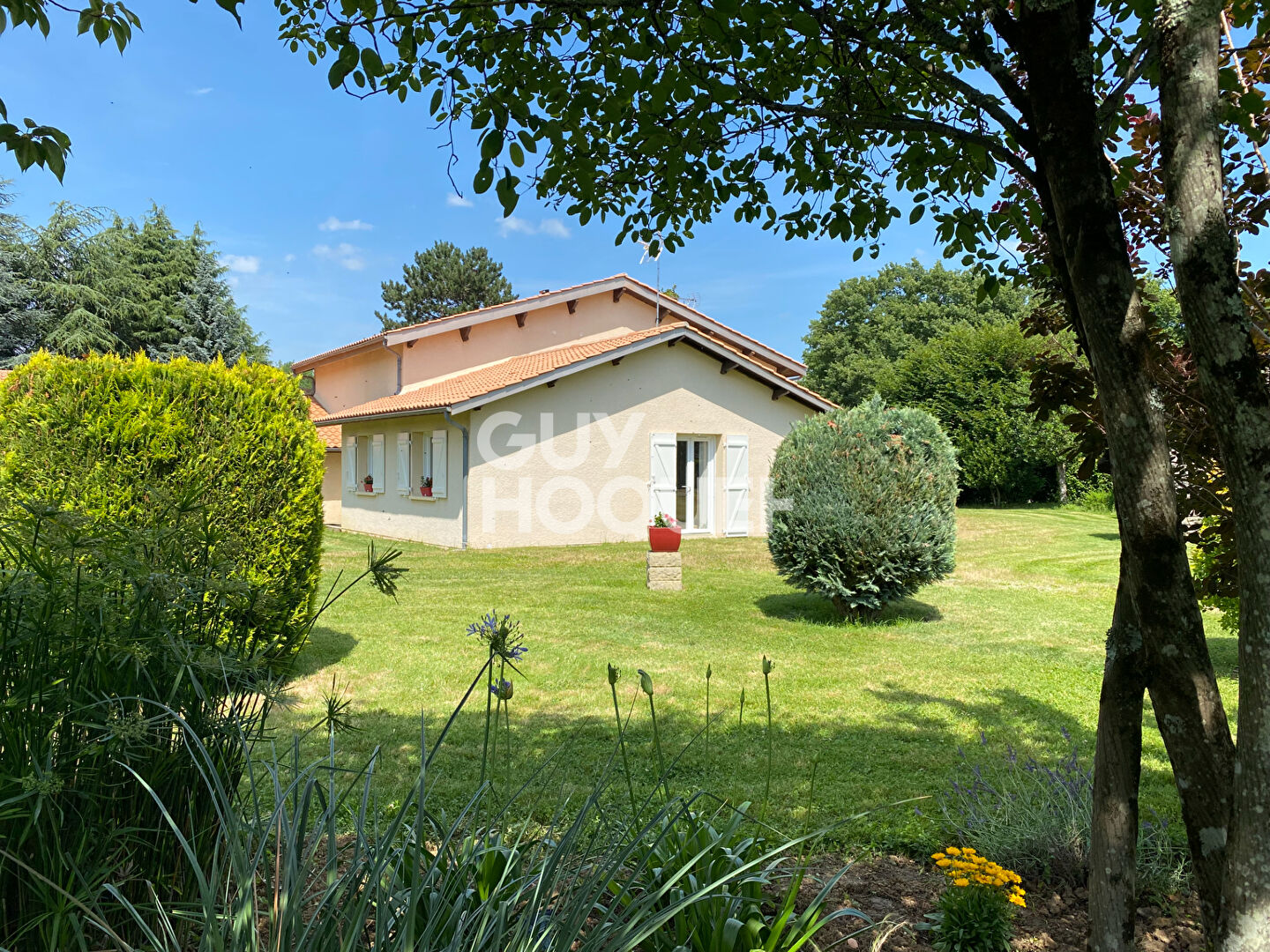 BRANNE: maison F3 (65 m²) à louer