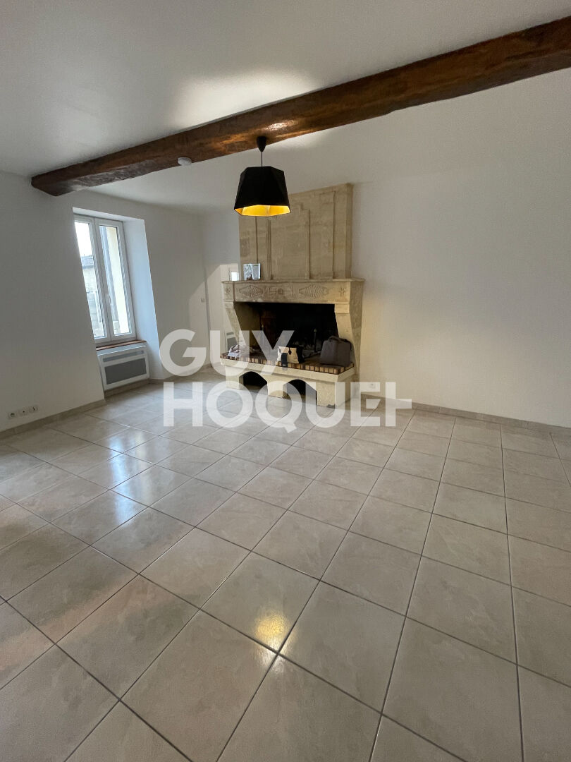 Maison F4 (84 m²) à louer à LUSSAC