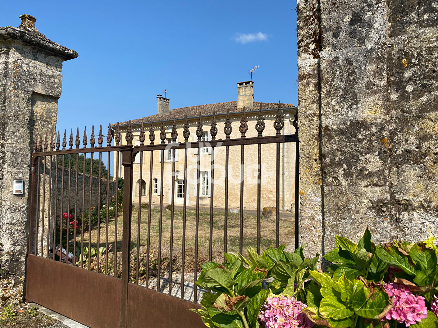 Maison à vendre - axe BORDEAUX - LIBOURNE - Référence 5824