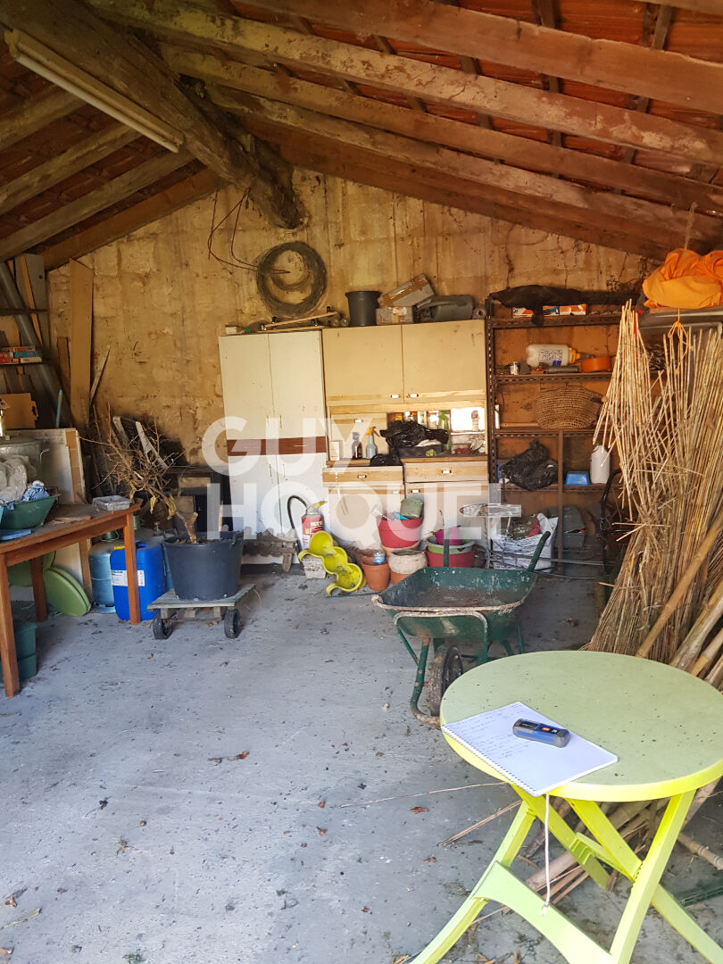 FRONSAC A 5 MINUTES DE LIBOURNE