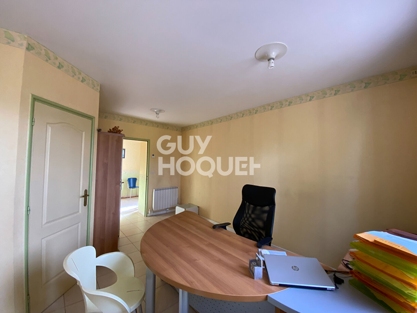LIBOURNE , MAISON PIERRE -  LOCAL PROFESSIONNEL ET APPARTEMENTS LIBRES
