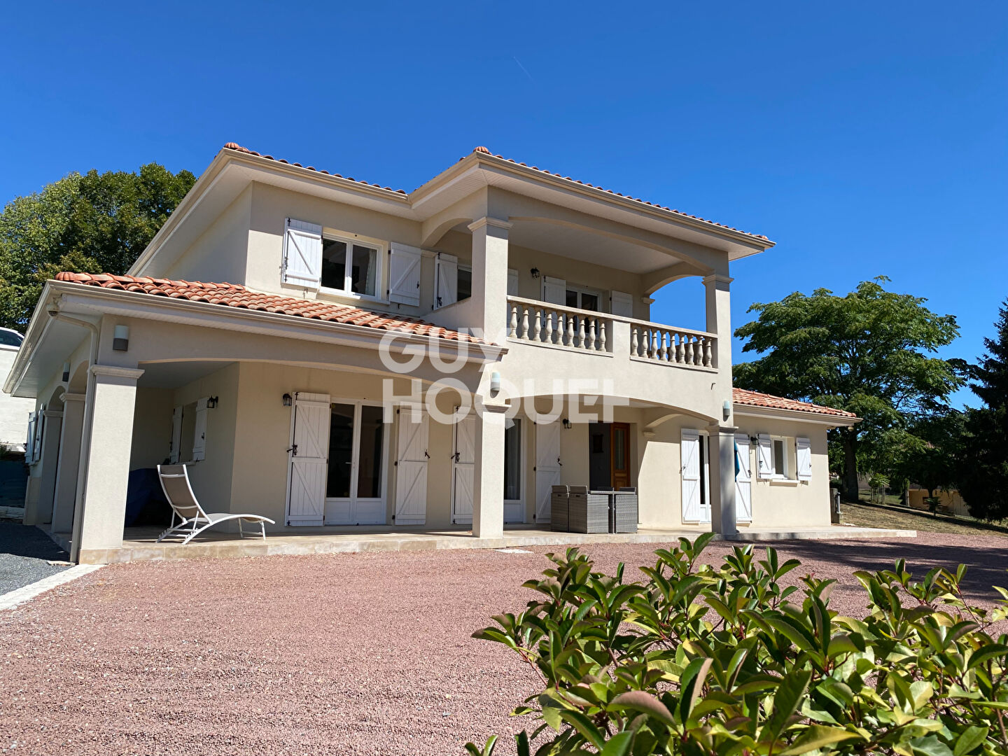 A 5 MINITES DE LIBOURNE -  SECTEUR TRES RECHERCHE