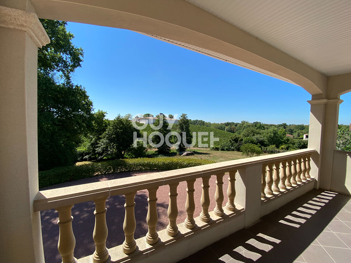 A 5 MINITES DE LIBOURNE -  SECTEUR TRES RECHERCHE