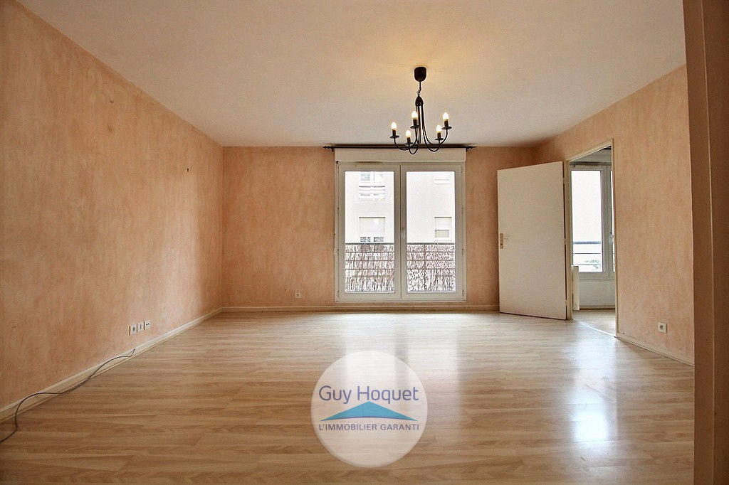 Appartement 4 pièces de 76 m² à vendre à BOISSY SAINT LEGER (94470).