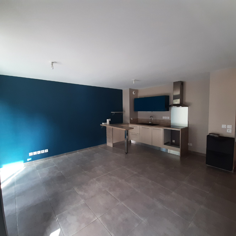 Appartement Tournon Sur Rhone 2 pièce(s) 44 m² avec terrasse