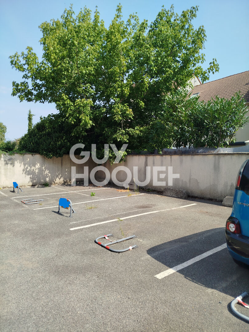 Place de parking dans une résidence sécurisée !