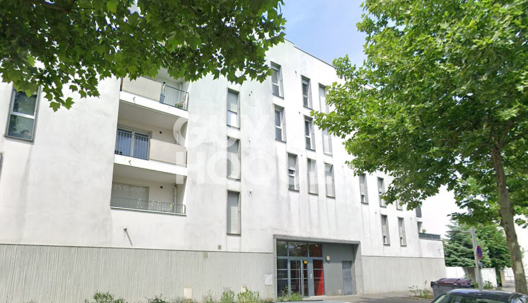 Appartement  2 pièces avec balcon au Val Pompadour