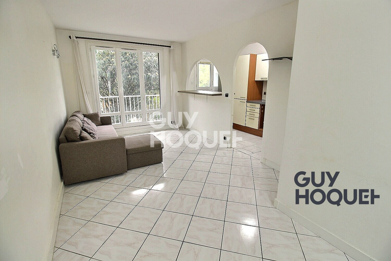 Appartement  3 pièces au rez-de-chaussée