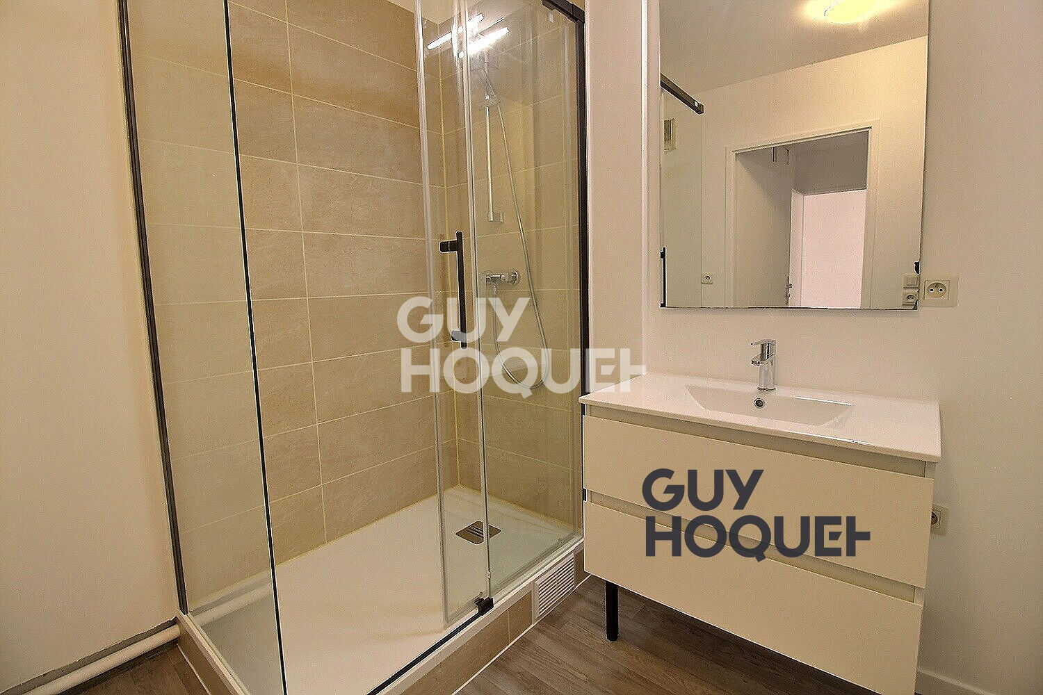 Au pied  du Téléphérique urbain !!