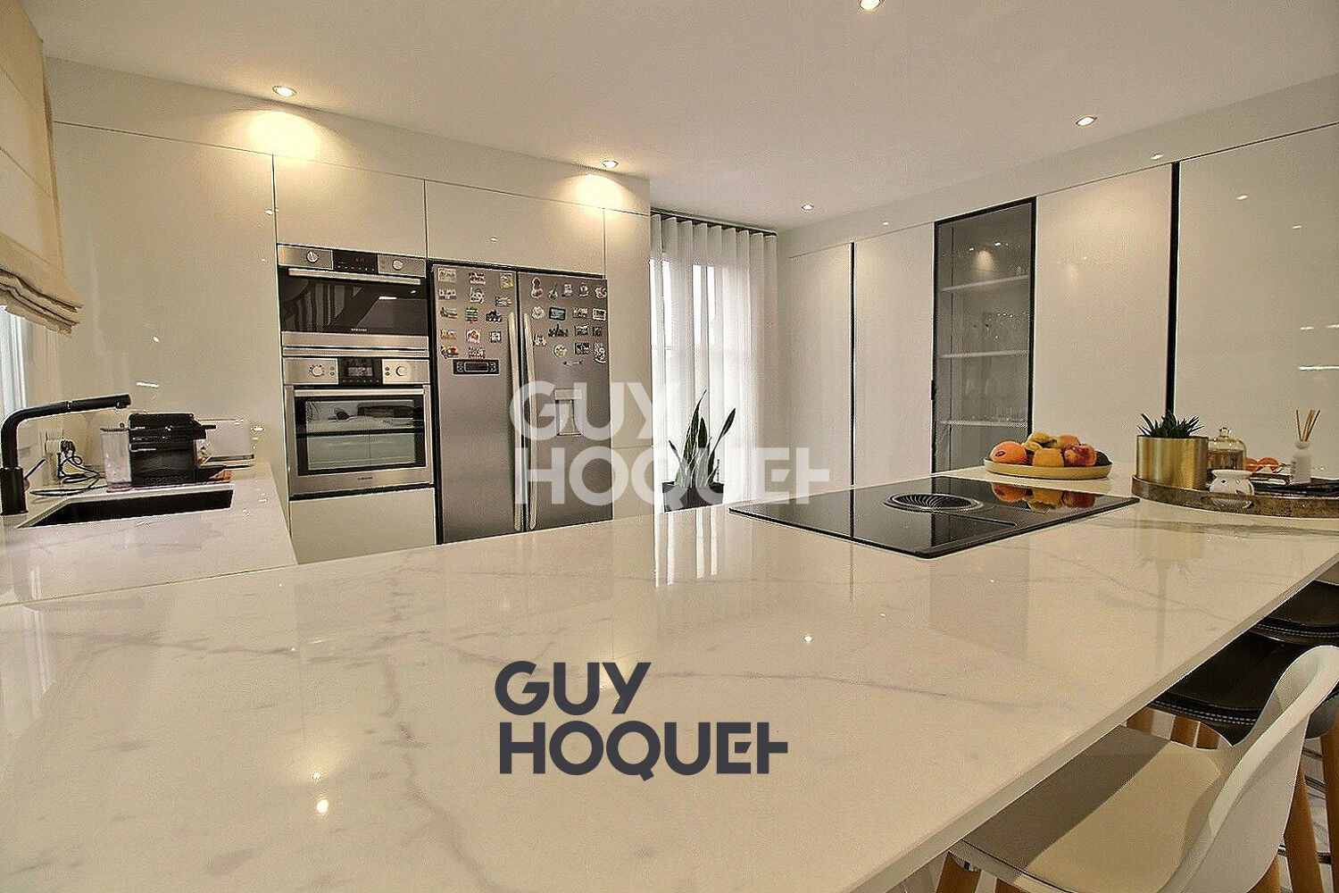 Maison de ville 4 pièces 3 chambres + terrasse + box