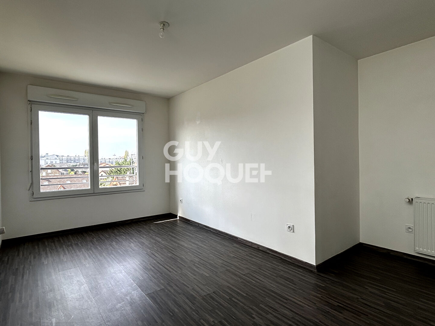 STUDIO 30m2 EN DERNIER ETAGE