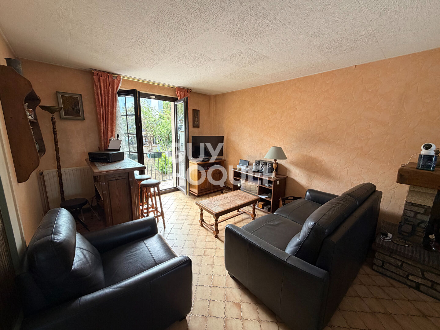 Maison individuel avec très grand terrain !