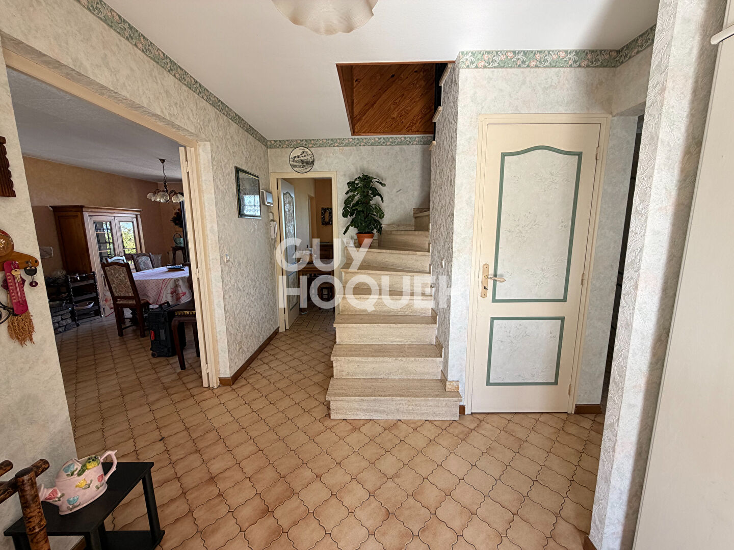 Maison individuel avec très grand terrain !
