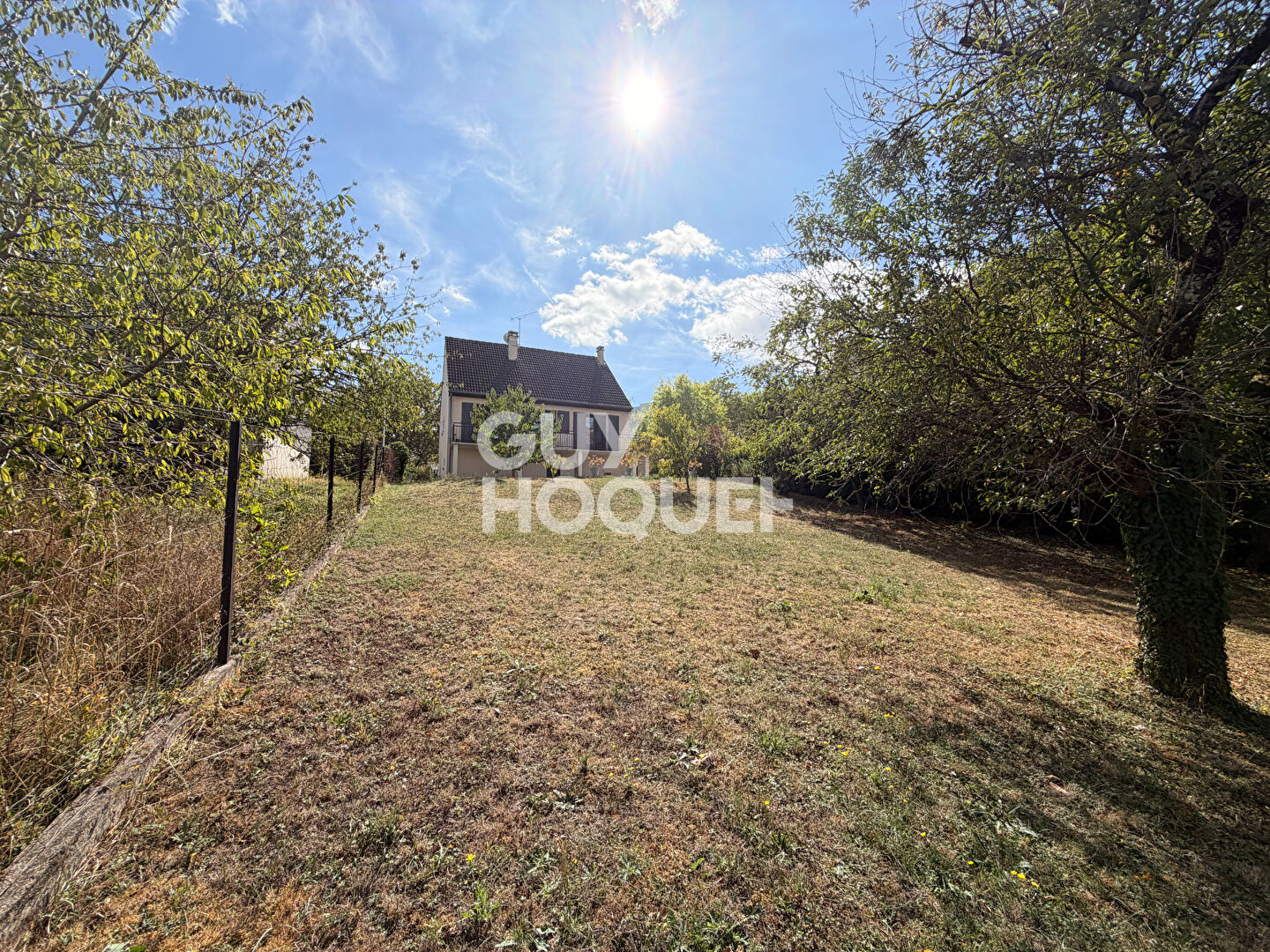 Maison individuel avec très grand terrain !