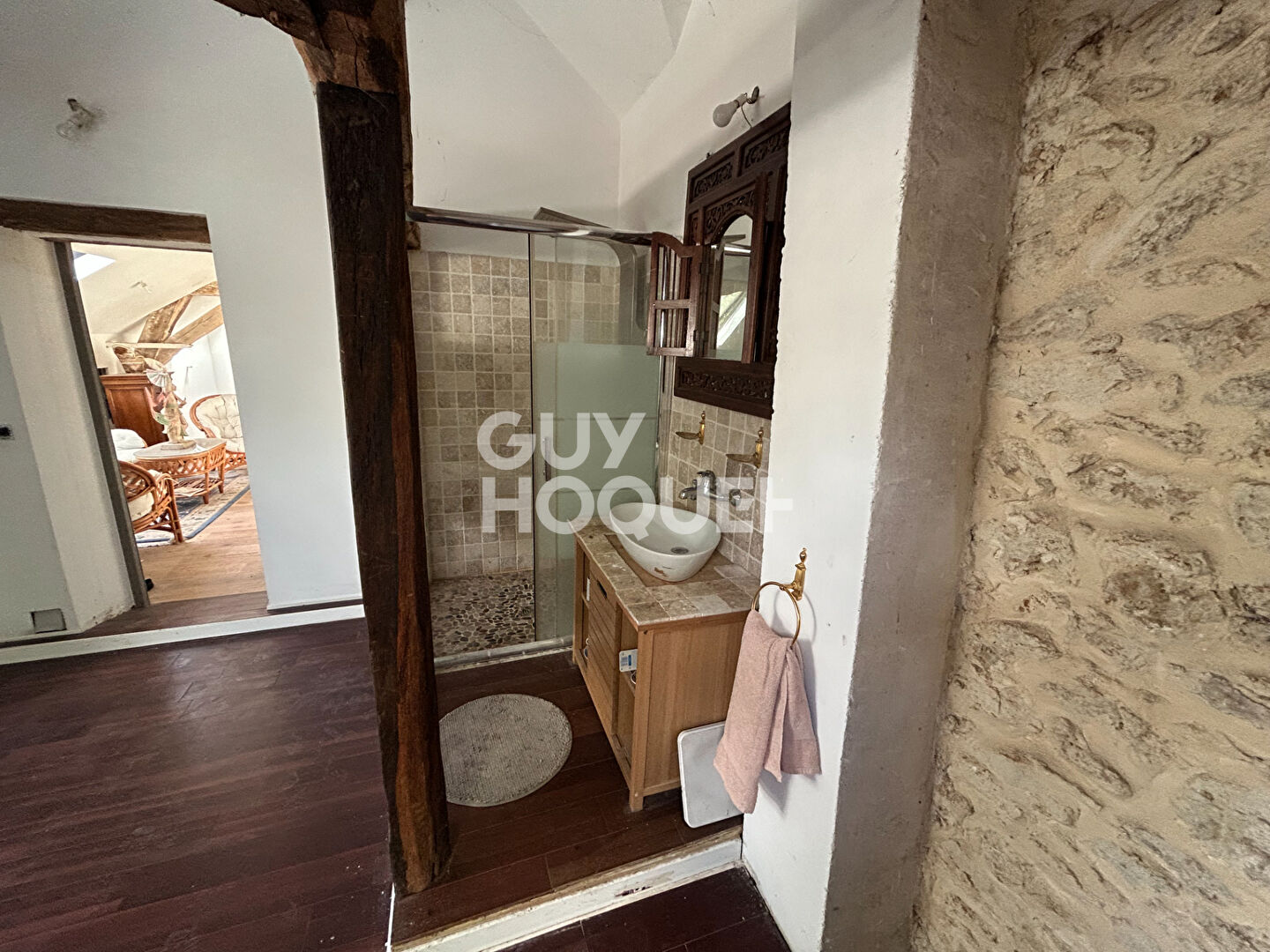 Local d'habitation style LOFT dans le DOMAINE DU PIPLE