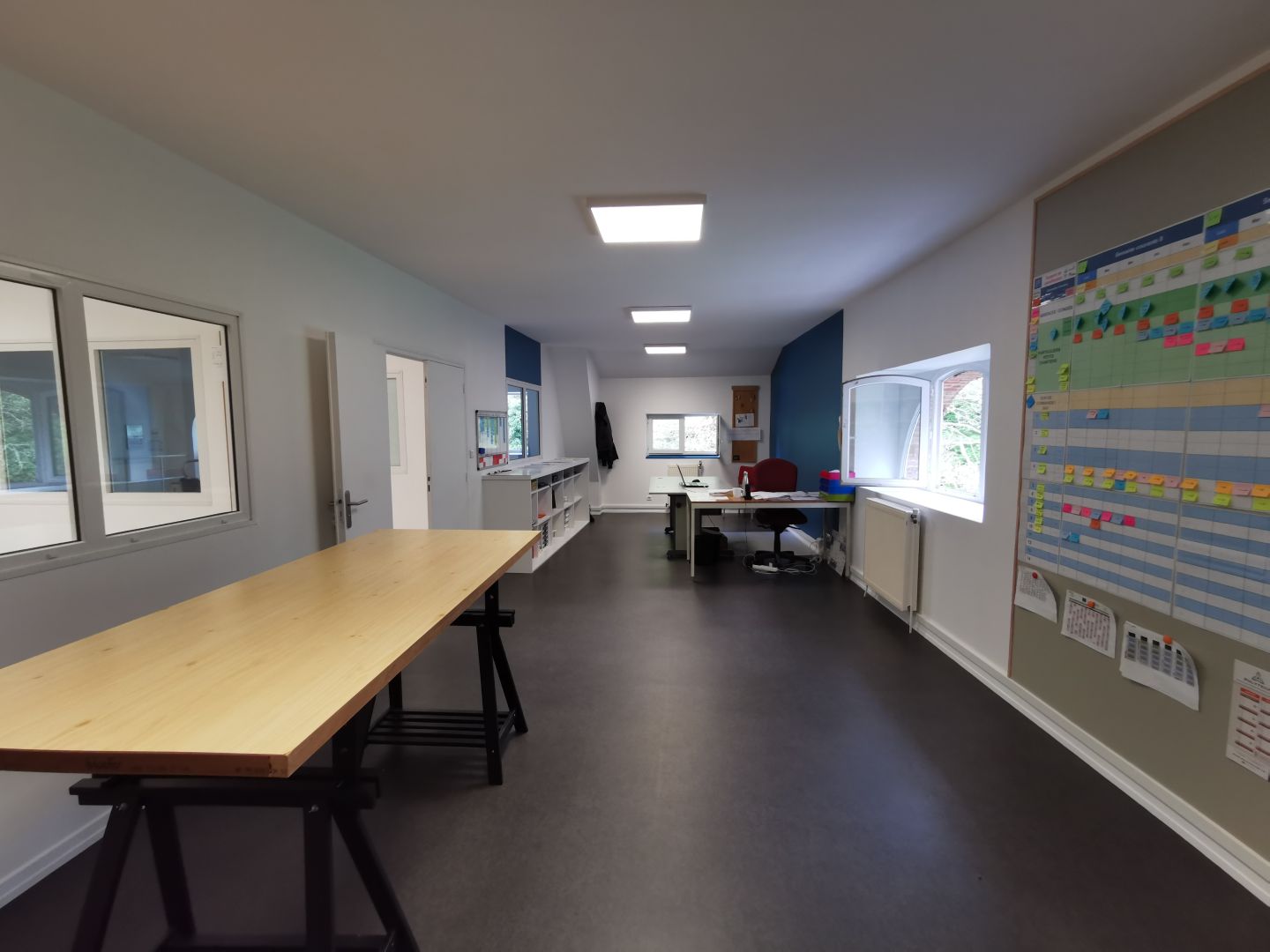 Murs De Locaux D'activite / Entrepots