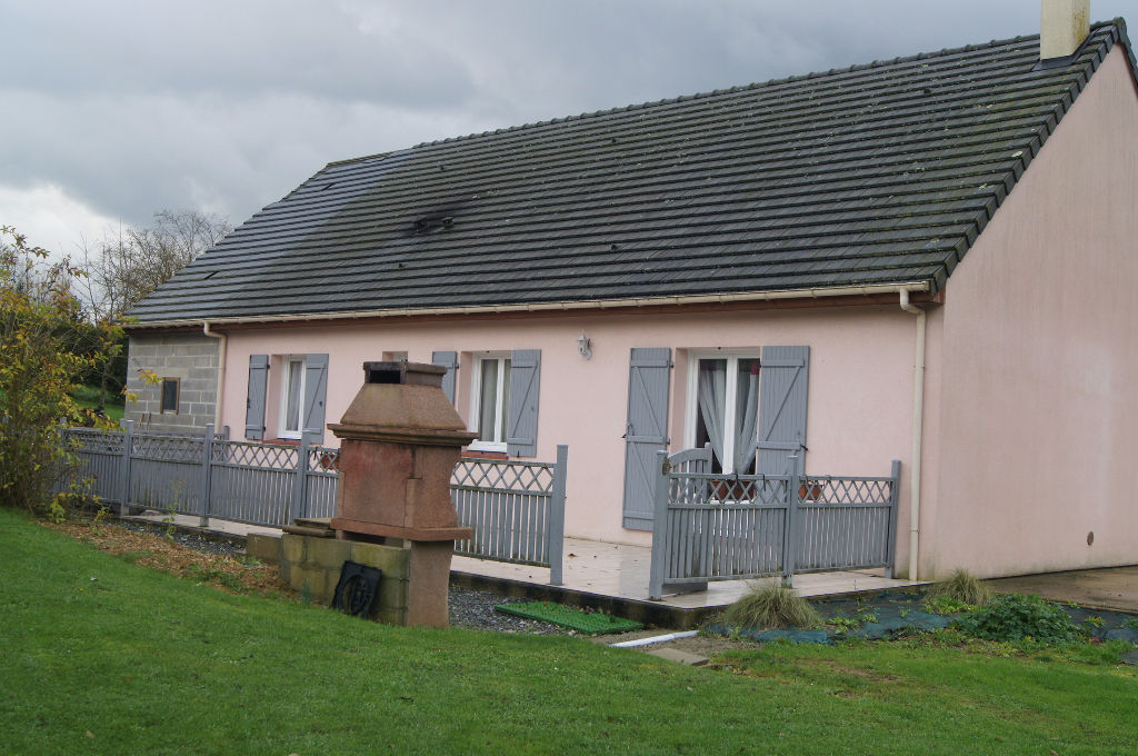 PROCHE DE PONT L'EVEQUE