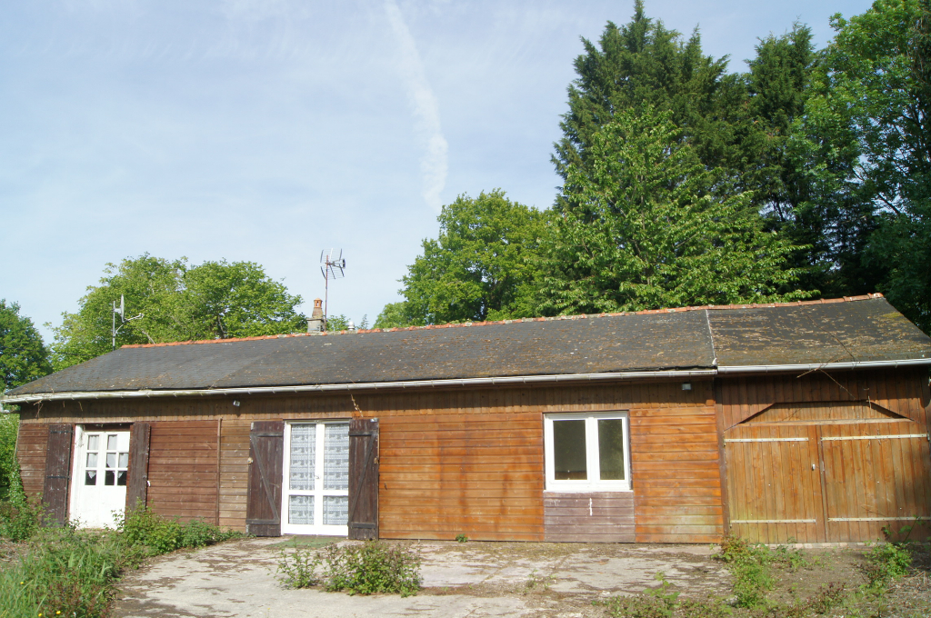 ANNEBAULT à 10 km de la mer