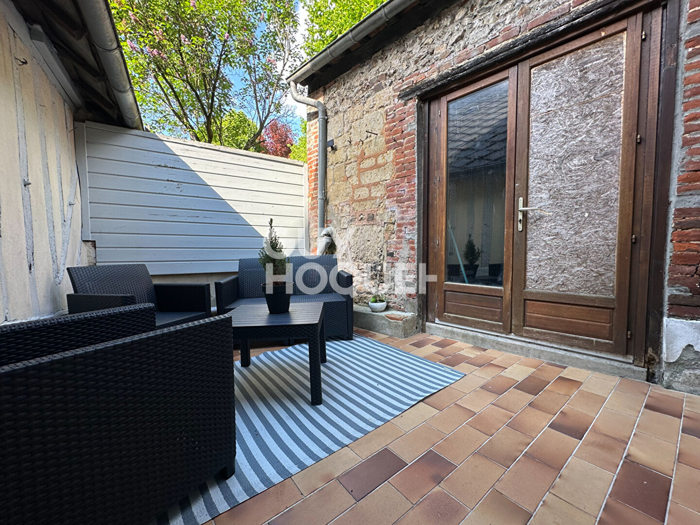 15 MINUTES DE LISIEUX MAISON DE BOURG - 4 PIÈCES 70 M²