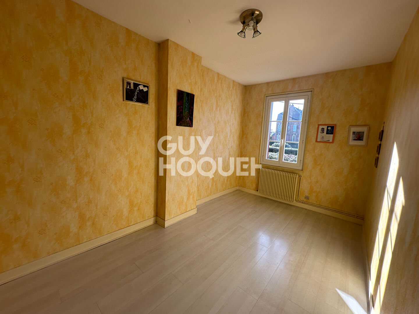 7 MINUTES DE LISIEUX - MAISON DE MAÎTRE - 7 PIÈCES 120 M²