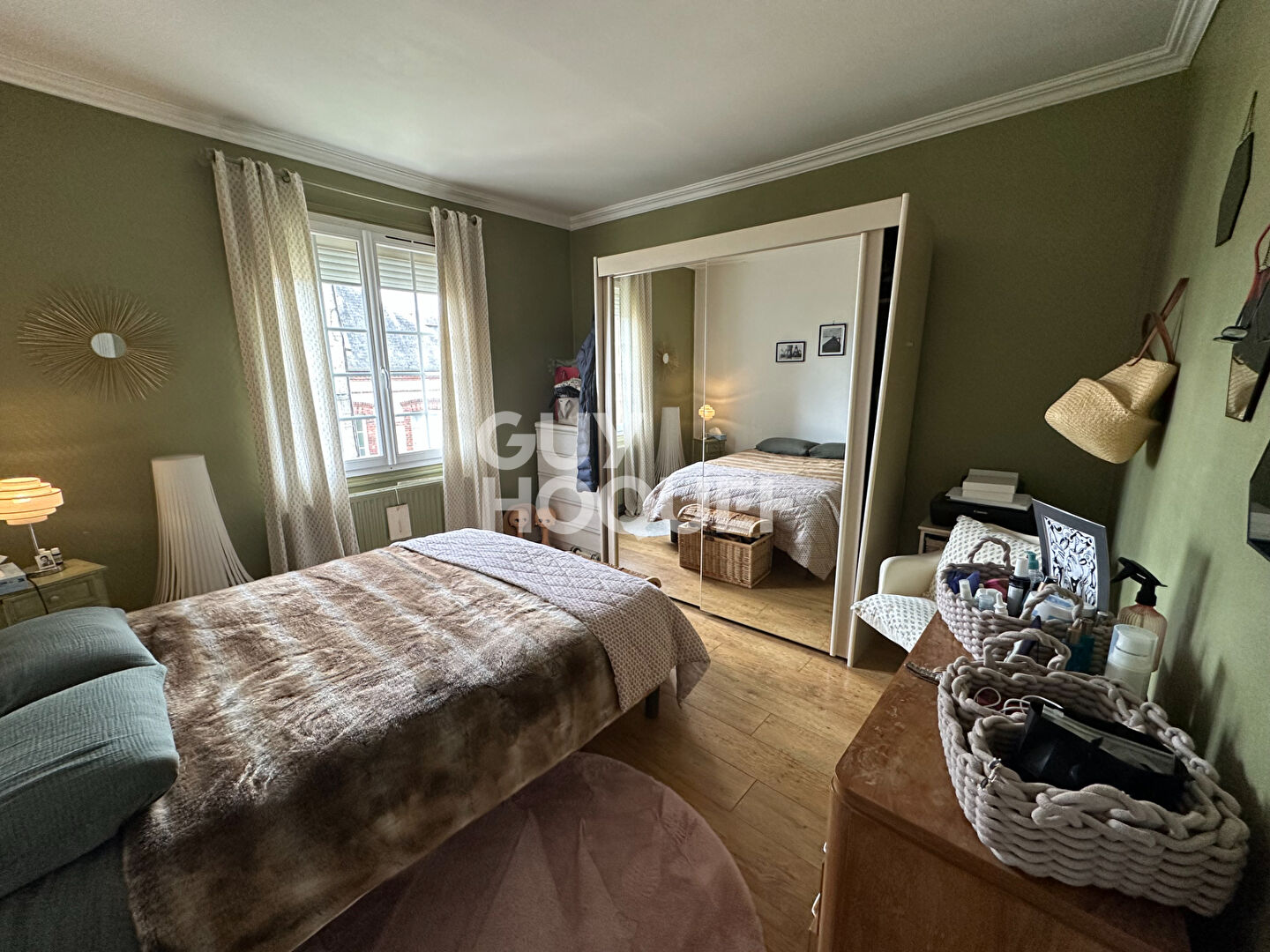 MAISON ANGLO NORMANDE CENTRE VILLE DE LISIEUX - 5 pièce(s) 87 m2