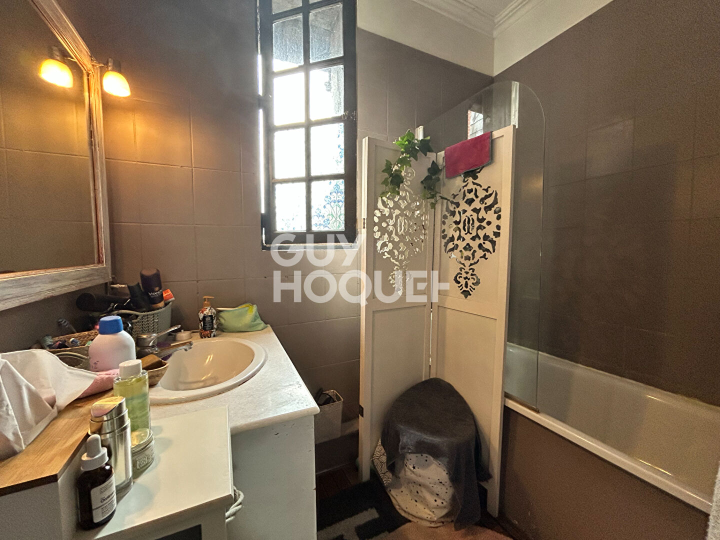 MAISON ANGLO NORMANDE CENTRE VILLE DE LISIEUX - 5 pièce(s) 87 m2