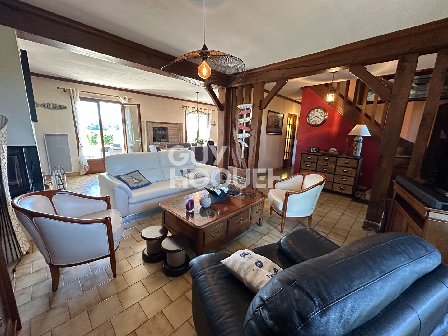 AUX PORTES DE LISIEUX - MAISON  6 PIÈCES - 130 M²