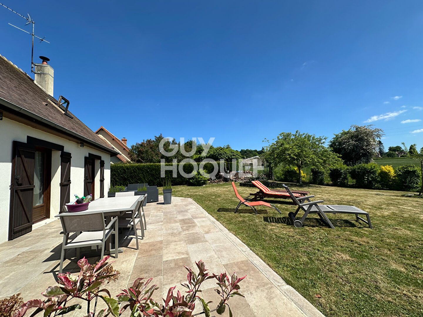 AUX PORTES DE LISIEUX - MAISON  6 PIÈCES - 130 M²