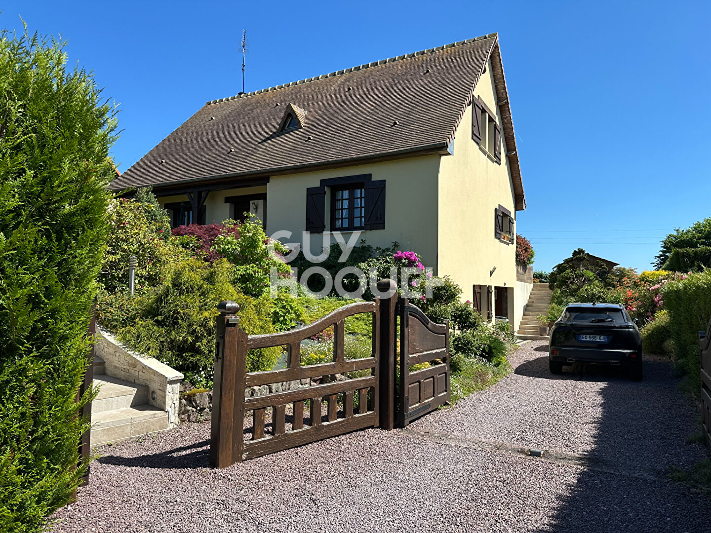 AUX PORTES DE LISIEUX - MAISON  6 PIÈCES - 130 M²