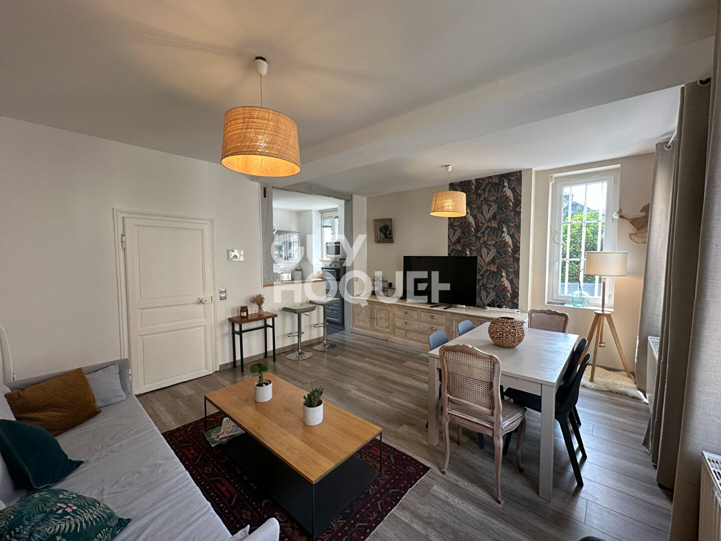 LISIEUX CENTRE VILLE - MAISON DE VILLE 100 m² - 4 PIÈCES