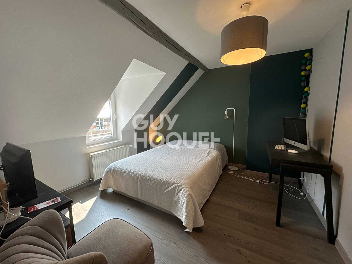 LISIEUX CENTRE VILLE - MAISON DE VILLE 100 m² - 4 PIÈCES