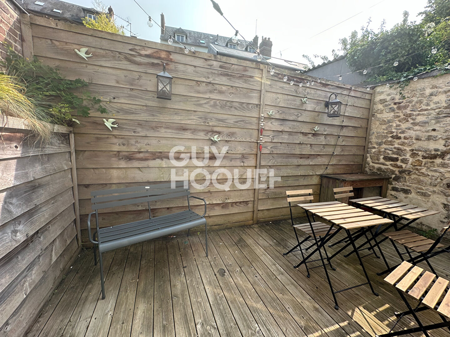 LISIEUX CENTRE VILLE - MAISON DE VILLE 100 m² - 4 PIÈCES