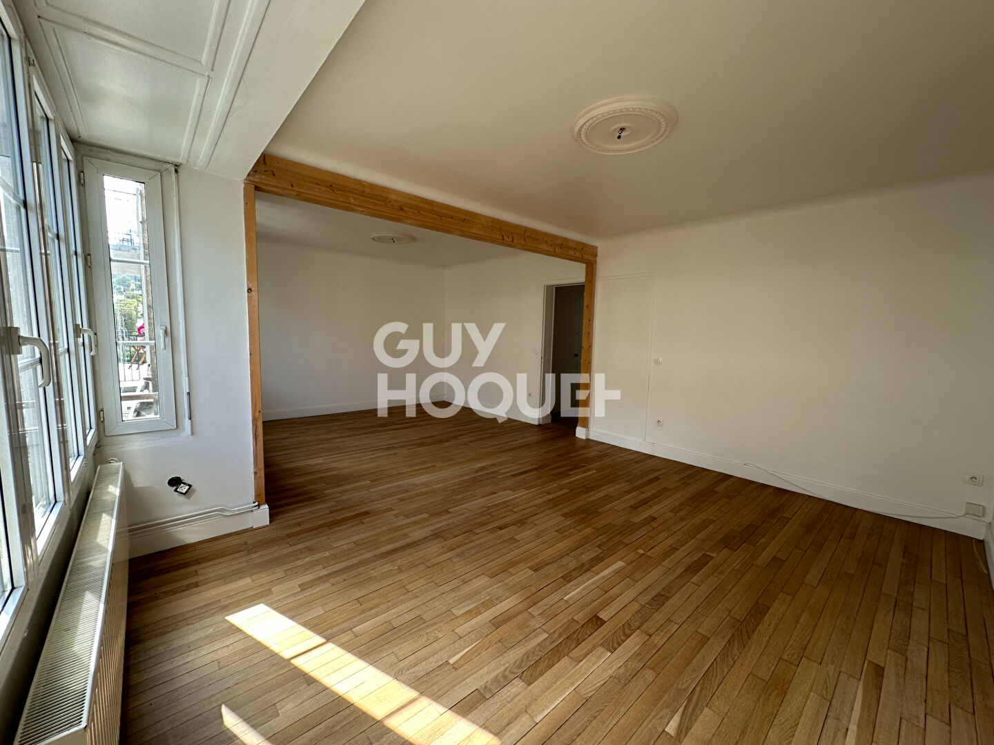 Appartement totalement rénové au centre ville de Lisieux